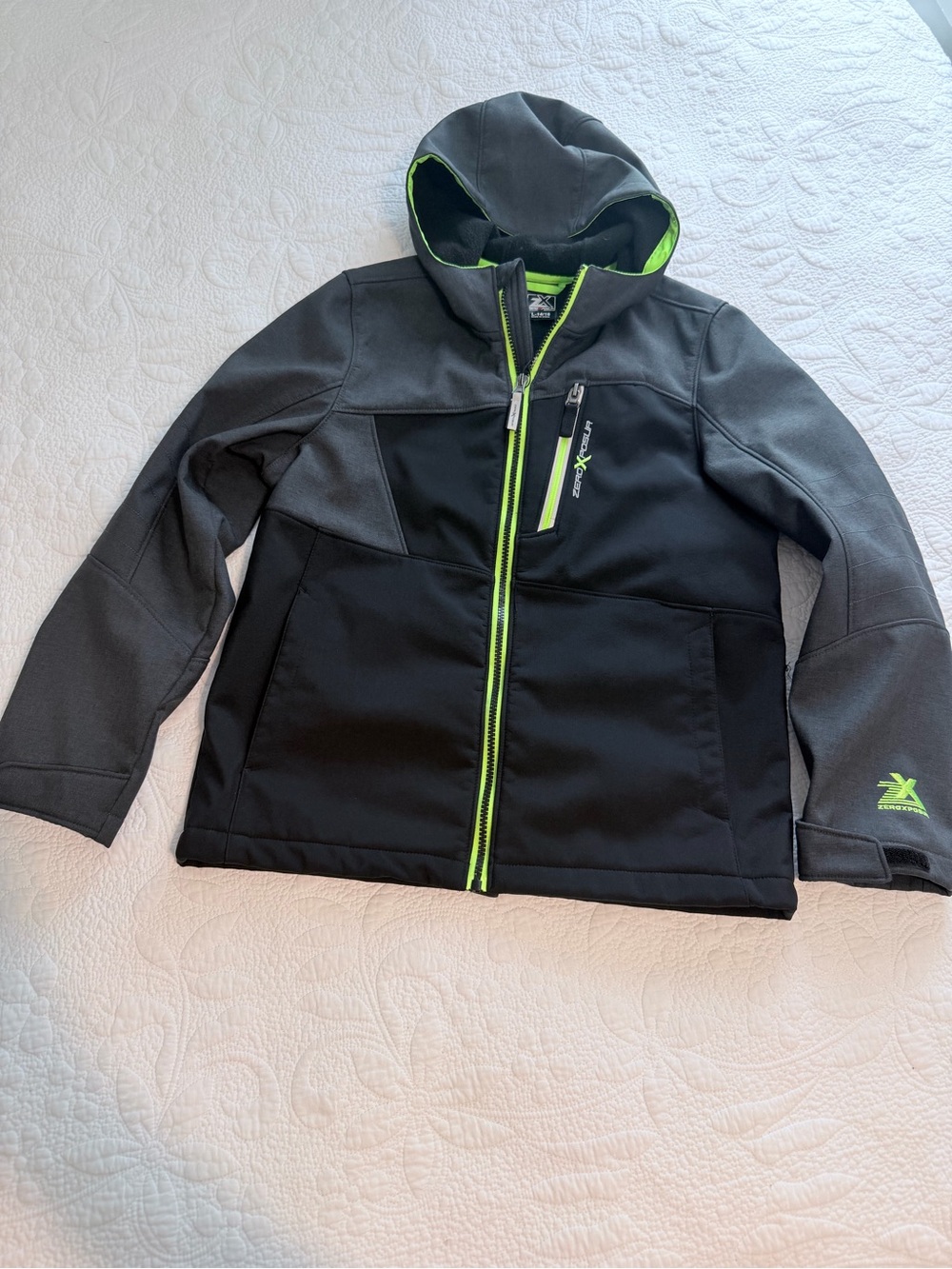 Zeroxposur boys winter jacket size large 14/16 black gray hood neoprene